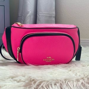 Hp!🎊 Coach Court Belt Bag
